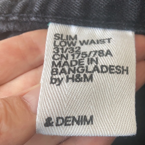 H&M black jeans. - Picture 6 of 6